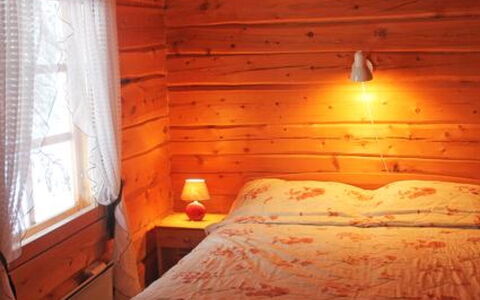 Hilla: Wood, House, Snow, Cottage, Home, Winter, Roof, Freezing, Siding, Slope