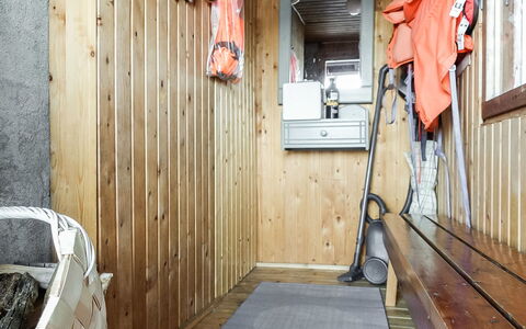 Piilola: Wood, Snow, Winter, Cottage, Freezing, Home, Log Cabin, Larch, Siding