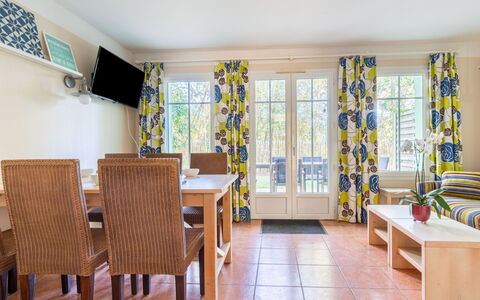 Accommodation:&nbsp;Domaine Golf Resort 252.3