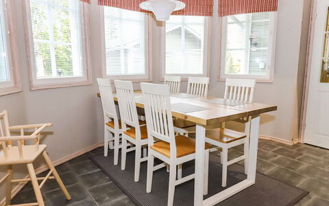 Rukan Taikavuosselin Helmi 8 a: Furniture, Interior Design, Flooring, Floor, Wood, Chair, Table, Ceiling, Light Fixture, Dining Room