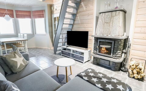 Rukan Taikavuosselin Helmi 8 a: Wood, Interior Design, Home, Room, Living Room, Cottage, Hardwood, Chair, Wood Stain, Log Cabin