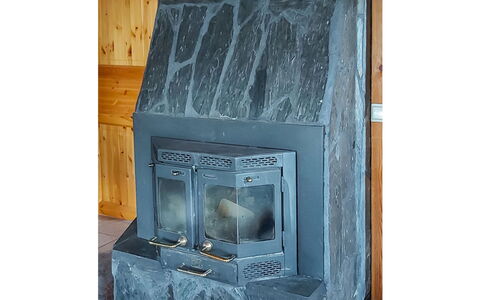 Harjurinne: Natural Material