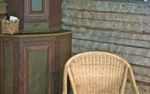 Villa Pettu: Interior Design, Furniture, Couch, Flooring, Floor, Room, Ceiling, Living Room, Apartment