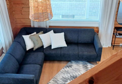Pellervo: Living Room, Wood Flooring