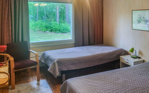 Ellilä: Floor, Flooring, Interior Design, Bedroom, Bed, Bed Sheet, Bed Frame, Bedding, Hardwood, Wood Stain