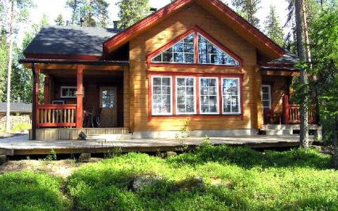 Puolukka: Wood, Cottage, Siding, Log Cabin, Garden Buildings, Hardwood, Porch, Paint, Shed, Farmhouse