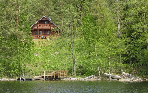 Etelärinne: Wood, Snow, Winter, Cottage, Freezing, Home, Log Cabin, Larch, Siding