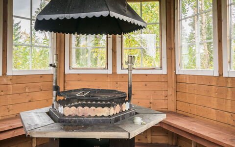 Kanervarinne: Wood, Cottage, Log Cabin, Forest, Shed, Garden Buildings, Larch, Woodland, Wood Stain