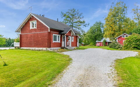 Lehtola: House, Home, Residential Area, Cottage, Roof, Human Settlement, Rural Area, Estate, Farmhouse, Driveway