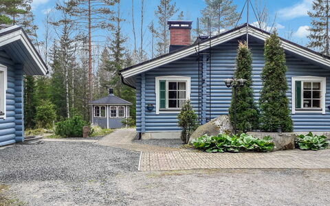 Kiimalammi: Tree, House, Home, Cottage, Shrub, Siding, Roof, Garden, Larch