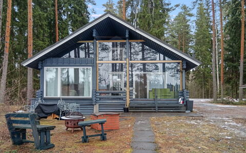 Linnusmaa: Grass, House, Cottage, Land Lot, Home, Estate, Lawn, Siding, Farmhouse, Porch