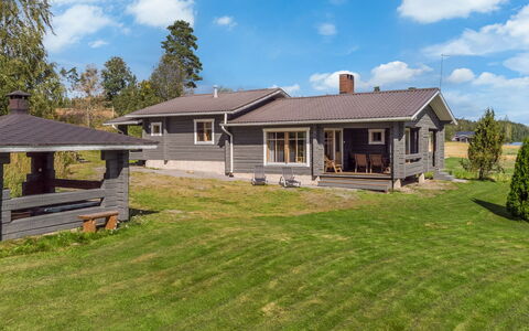Petäjäinen: Cottage, House, Home, Garden Buildings, Siding, Log Cabin, Farmhouse, Estate, Shed, Yard