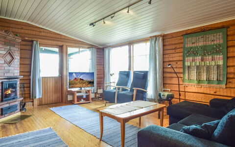 Petäjäinen: Cottage, House, Home, Garden Buildings, Siding, Log Cabin, Farmhouse, Estate, Shed, Yard
