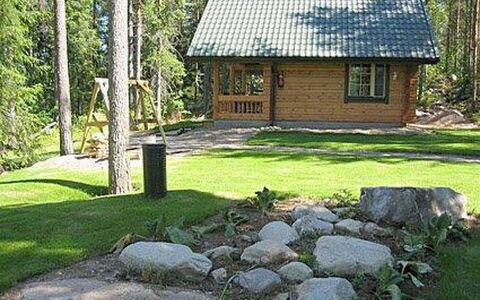 Pikkutupa: Waterway, Bank, Watercourse, Lake, Cottage, Forest, Channel, Reservoir, Log Cabin