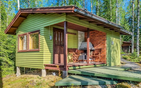 Onkilammi: Grass, House, Cottage, Land Lot, Home, Estate, Lawn, Siding, Farmhouse, Porch