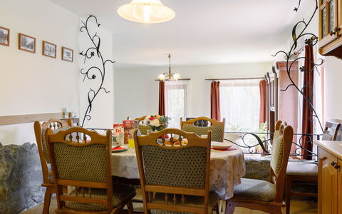 Albizia: Furniture, Property, Building, Table, Chair, Decoration, Interior Design, Wood, Floor, Living Room