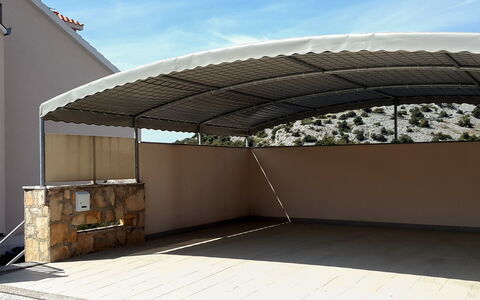 Villa Silvana: Sky, Cloud, Shade, Road Surface, Asphalt, Composite Material, Tints And Shades, Roof, Facade, Urban Design