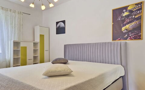 Bila Vila: Bed, Furniture, Bedroom, Bedding, Bed Sheet, Interior Design, Wood, Linens, Floor, Flooring