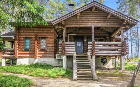 Karpalo: Wood, Cottage, Porch, Siding, Home, Log Cabin, Hardwood, Garden Buildings, Plank, Lumber
