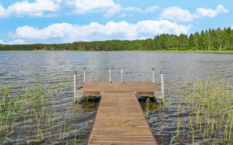 Suvela: Water, Water Resources, Body Of Water, Natural Landscape, Waterway, Bank, Dock, Lake, Watercourse, Boardwalk