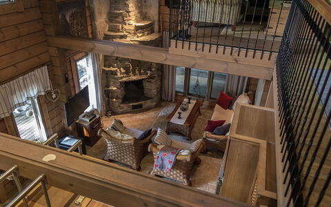 Tahkonbalju: Furniture, Flooring, Interior Design, Wood, Floor, Ceiling, Lighting, Couch, Living Room, Home