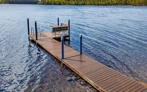 Erätorsa: Water, Wood, Dock, Boardwalk, Pier, Lake, Hardwood, Deck, Plank