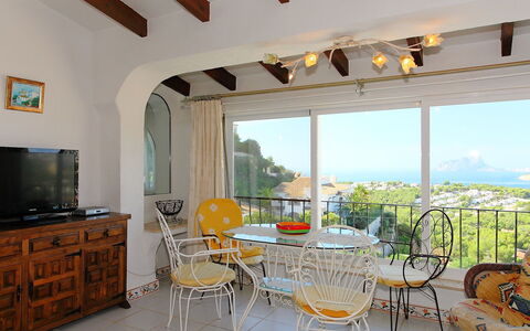 El Nido de Luisa: Room, Property, Furniture, Building, Interior Design, Yellow, Living Room, Ceiling, House, Dining Room