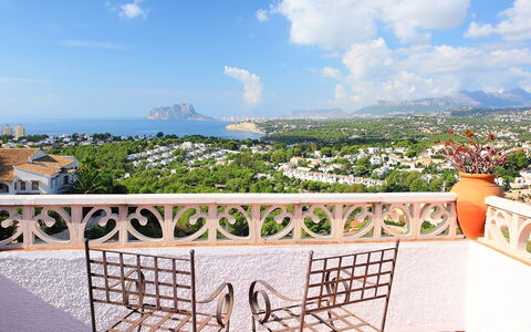 El Nido de Luisa: Property, Real Estate, Sky, Vacation, Balcony, Building, House, Apartment, Tourism, Home