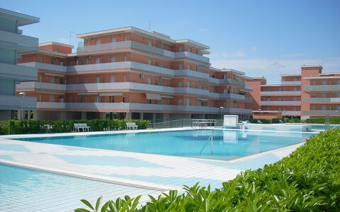 Valbella: Building, Resort, Property, Swimming Pool, Architecture, Real Estate, Condominium, Apartment, Vacation, Hotel