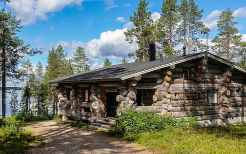 Villa Mitja: Wood, Snow, Cottage, Winter, Roof, Home, Freezing, Log Cabin, Siding, Slope