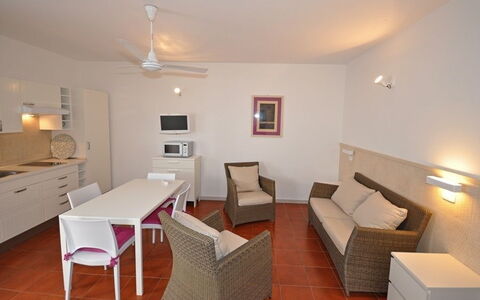 Accommodation:&nbsp;Mitzi 2