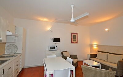 Accommodation:&nbsp;Mitzi 2