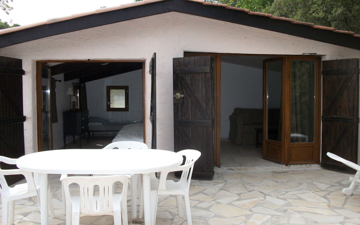 Accommodation:&nbsp;Le Rebais, Le Val, Annex 1