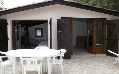 Le Rebais, le Val, Annex 1