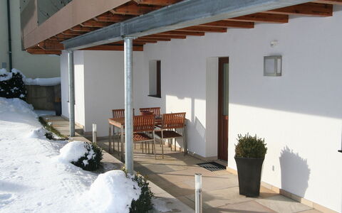 Fabian: Property, Building, House, Home, Handrail, Real Estate, Porch, Room, Column, Architecture
