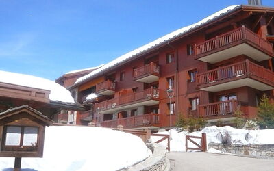 Tignes 396: Property, Building, House, Real Estate, Home, Town, Snow, Resort, Winter, Apartment
