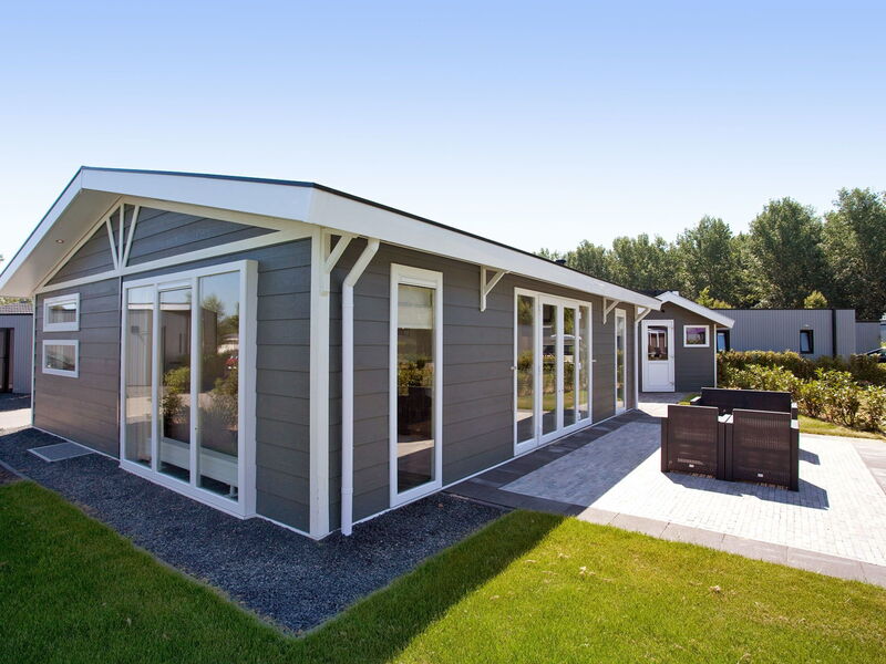 Velsen-south 200