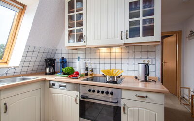Accommodation:&nbsp;Dehne 110.5
