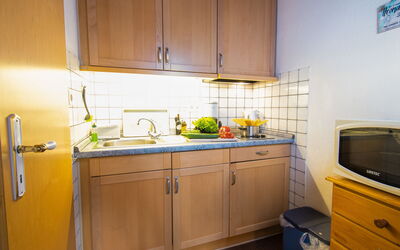 Accommodation:&nbsp;Dehne 110.4