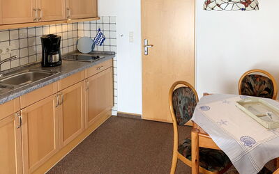 Accommodation:&nbsp;Dehne 110.2