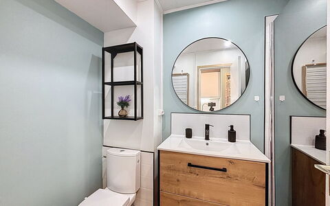 Le Saint Clair: Interior Design, Flooring, Wall, Floor, Toilet, Plumbing Fixture, Bathroom Cabinet, Furniture, Bathroom, Toilet Seat