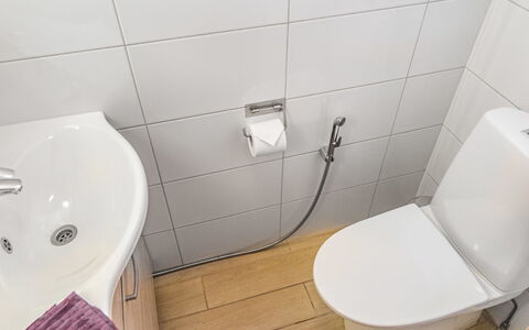 Villa Illi: Bathroom, Toilet Seat, Toilet, Plumbing Fixture, Flooring, Bathroom Sink, White, Floor, Sink, Interior Design