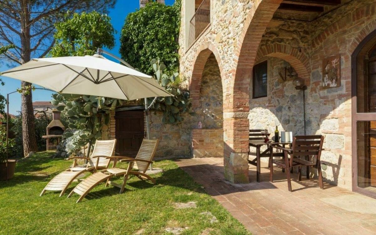 Accommodation:&nbsp;Casa Simona