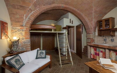 Accommodation:&nbsp;Casa Simona