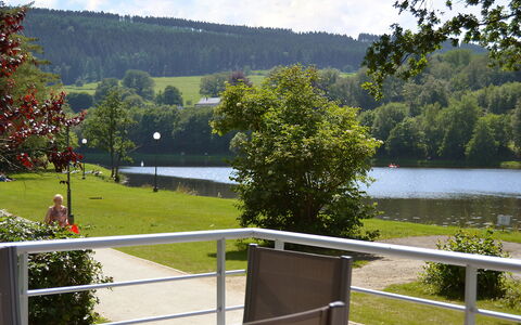 Les Terrasses du Lac: Water, Plant, Cloud, Sky, Green, Tree, Natural Landscape, Lake, Fence, Land Lot