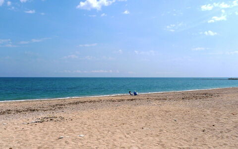 Marenia: Body Of Water, Beach, Sea, Sky, Ocean, Coast, Shore, Sand, Vacation, Horizon
