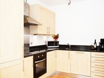 Accommodation:&nbsp;Export House 713.7