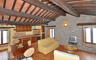 Accommodation:&nbsp;Marradi 4