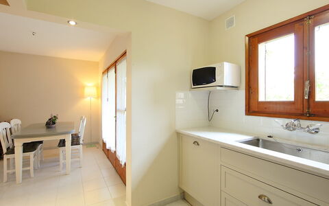Mas Rovira 8: Property, Room, Bathroom, Furniture, Floor, Building, Interior Design, House, Sink, Real Estate