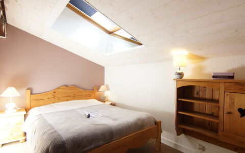 Chamonix 710: Furniture, Building, Property, Comfort, Cabinetry, Wood, Lighting, Interior Design, Flooring, Bed Frame